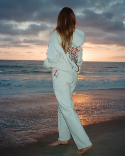 Dandy Gift Giving Gray Sweatpants Heather